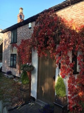 Highway Cottage luxury B&B